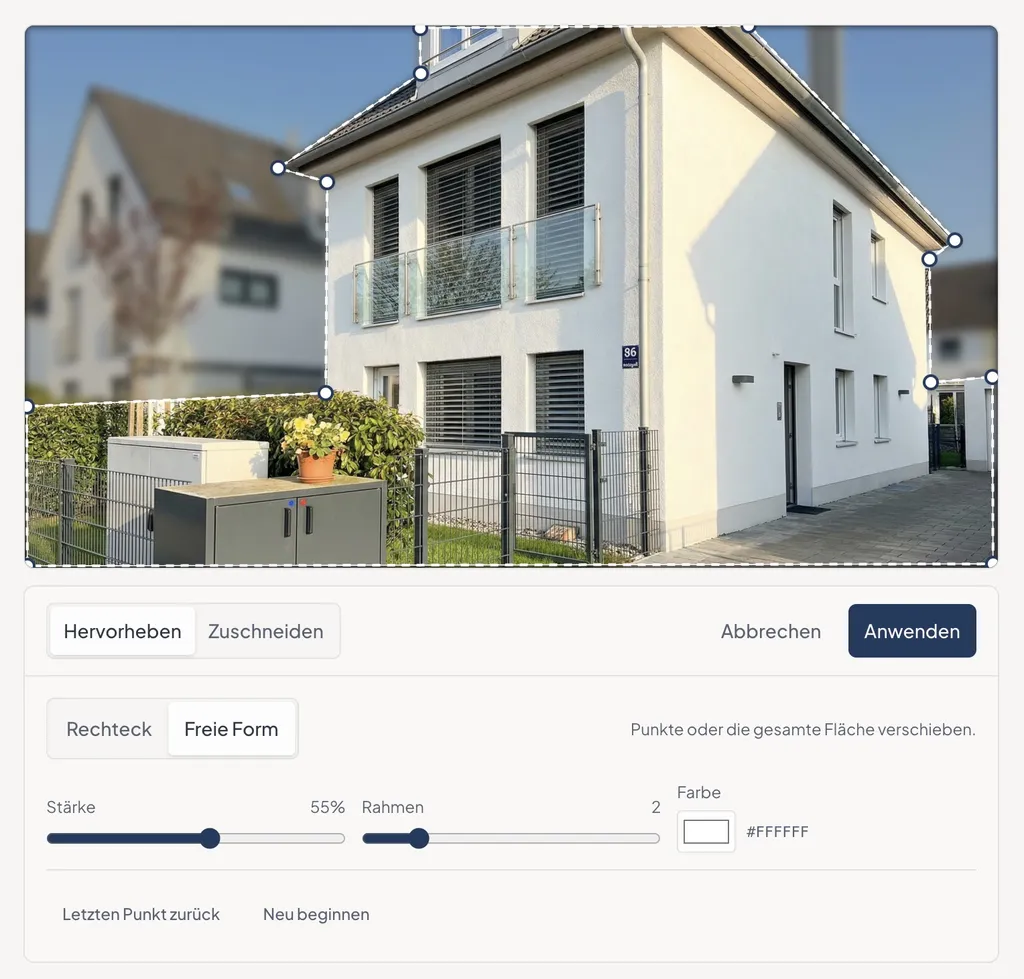 Der Immopix-Bildeditor mit einer freien Form aus mehreren Punkten um ein Wohnhaus